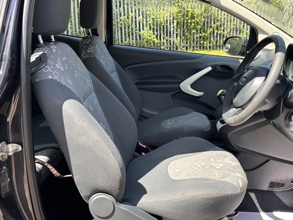Ford KA 1.2 Metal Start Stop White #17