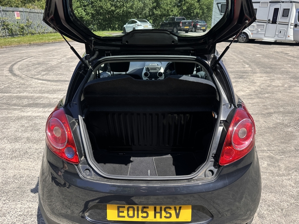 Ford KA 1.2 Metal Start Stop White #20
