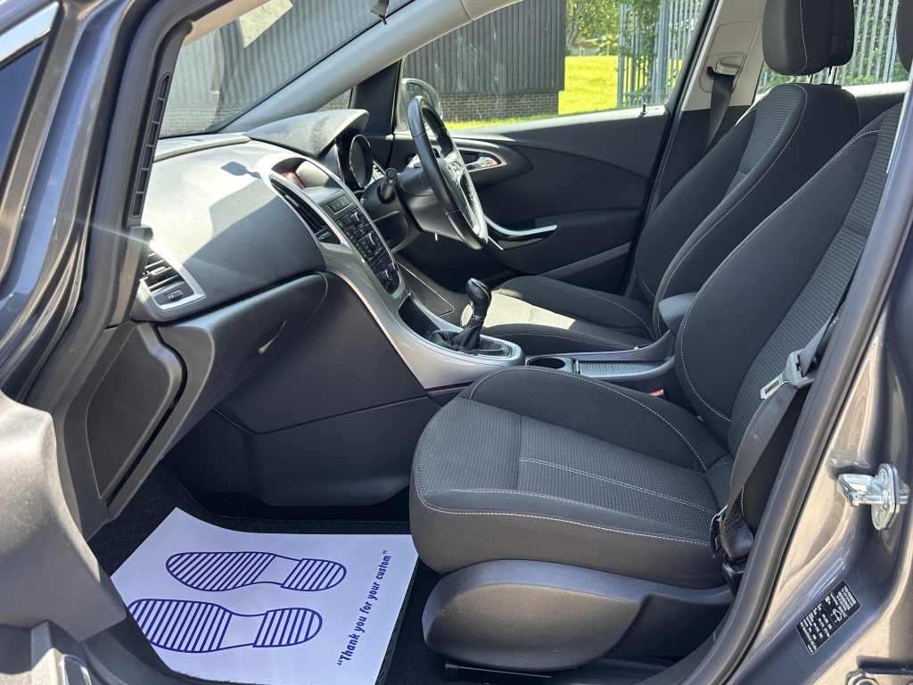 Vauxhall Astra 2.0 Cdti 16V Sri Black #18