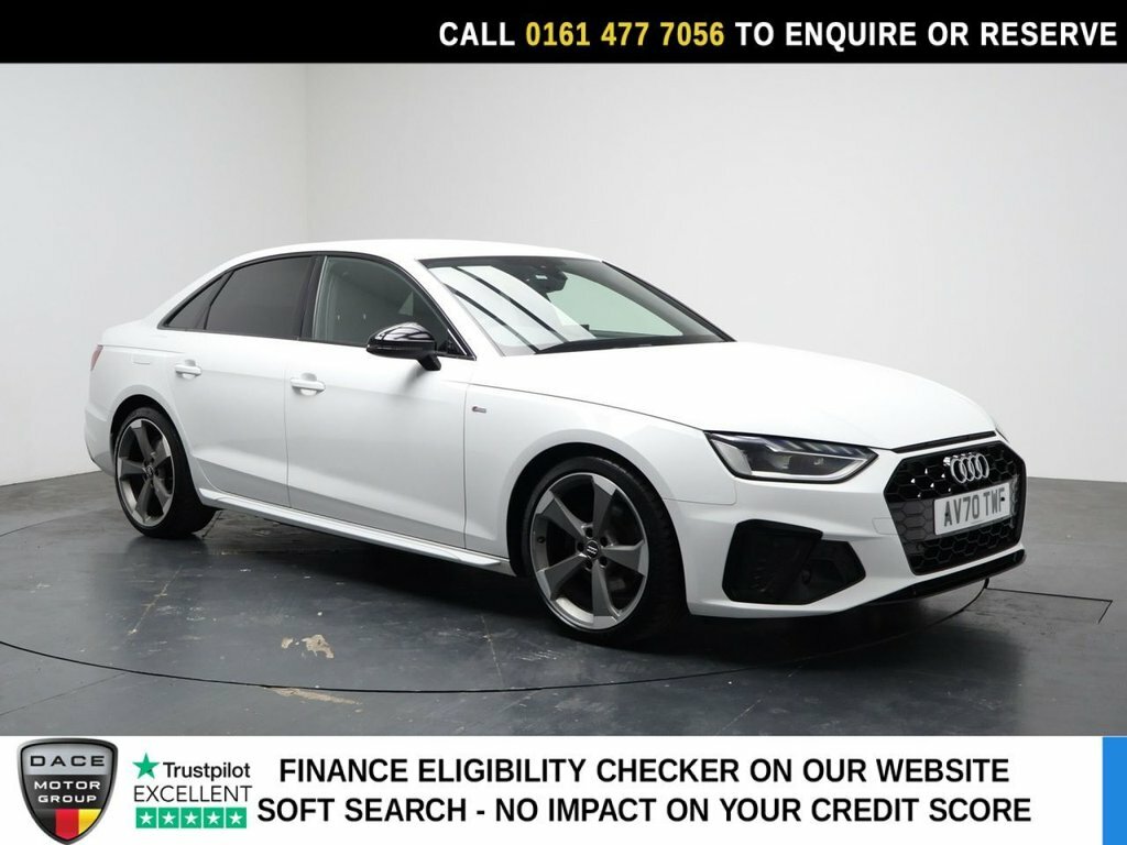 Audi A4 2L Black Edition White