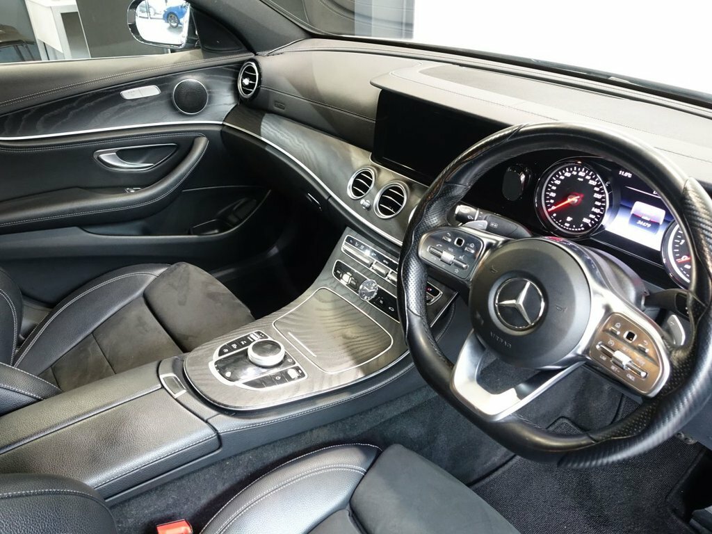 Mercedes-Benz E Class 2L Amg Line Silver #2