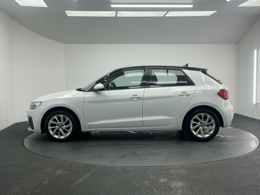 Audi A1 1.5L Sport CT19FXD White #6