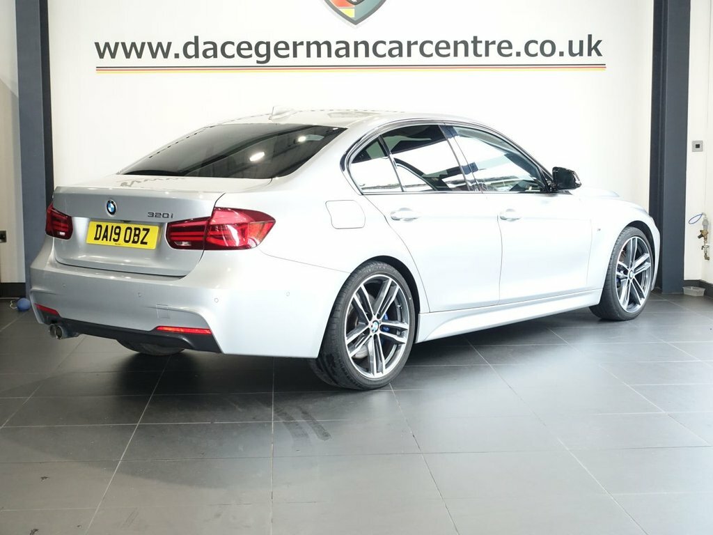 BMW 3 Series 2L M Sport Shadow Edition DA19OBZ Silver #5