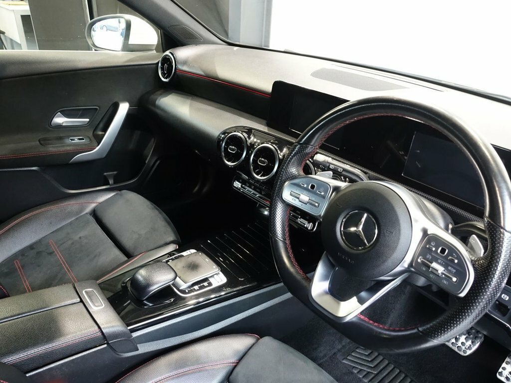 Mercedes-Benz A Class 2L Amg Line LP68MFA White #2