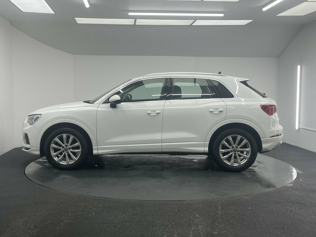 Audi Q3 1.5L Sport BM68HRA White #6