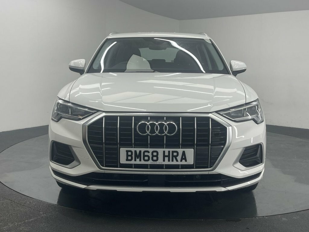 Audi Q3 1.5L Sport BM68HRA White #4