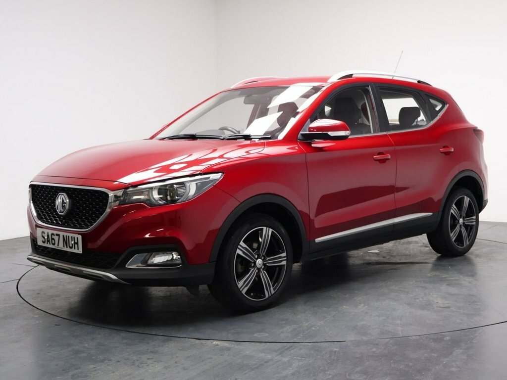 MG ZS 1L Exclusive Red #5
