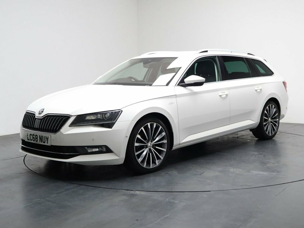 Skoda Superb 2L Laurin Klement LC68NUY White #5