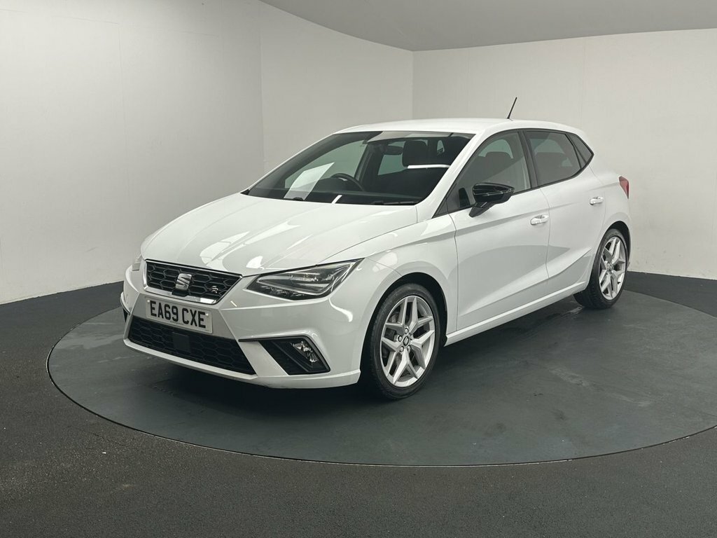Seat Ibiza 1L Fr EA69CXE White #4