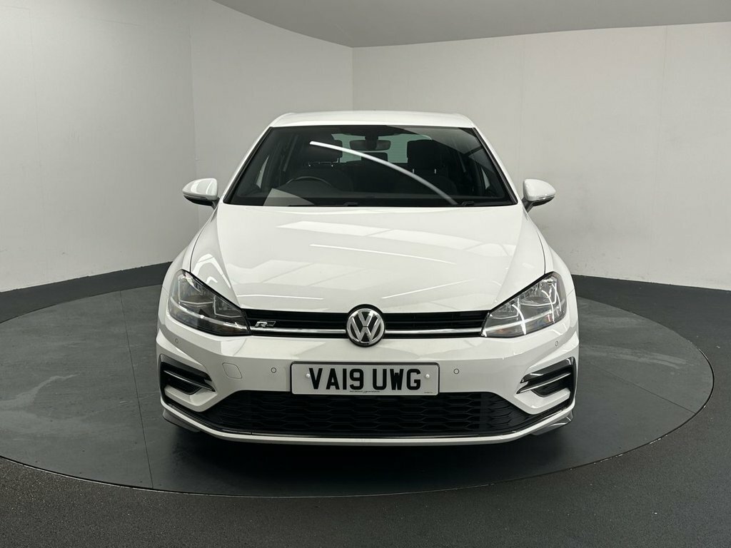 Volkswagen Golf 1.5L R-line VA19UWG White #4