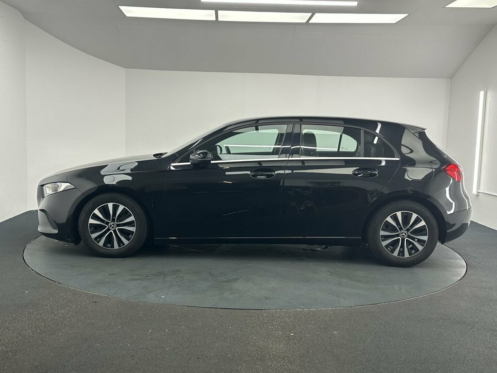 Mercedes-Benz A Class 1.5L Se Black #6