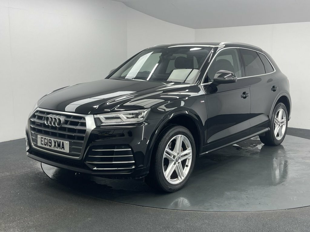 Audi Q5 2L S Line EG19XMA Black #5