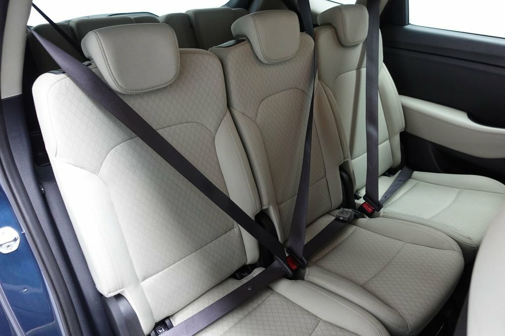 Kia Carens Crdi 2 White #8
