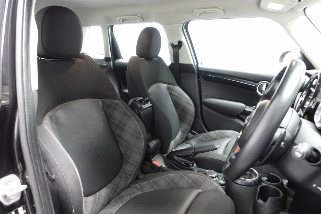 Mini Hatch 2L Cooper Sd LA17GWJ Black #3