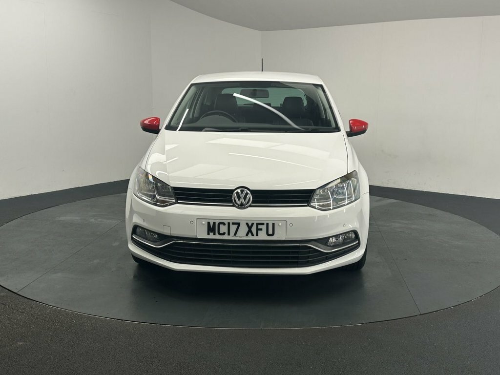 Volkswagen Polo 1L Beats MC17XFU White #4