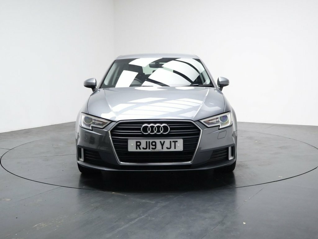 Audi A3 1.5L Sport RJ19YJT Grey #4