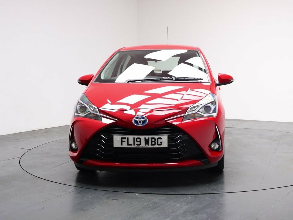 Toyota Yaris 1.5L Icon FL19WBG Red #4
