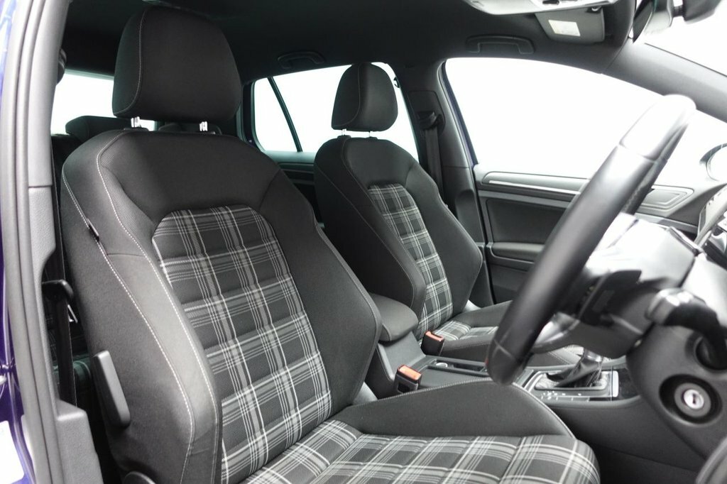 Volkswagen Golf 2L Gtd MC18SPZ Blue #3