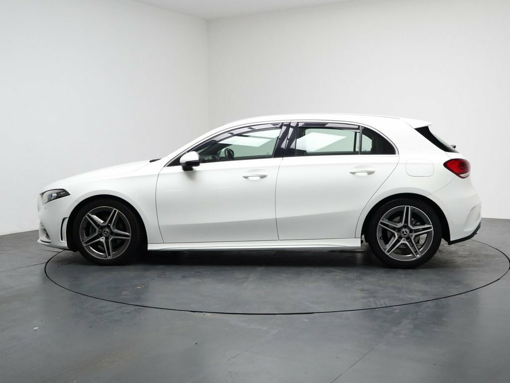 Mercedes-Benz A Class 1.3L Amg Line YA63EZA White #6