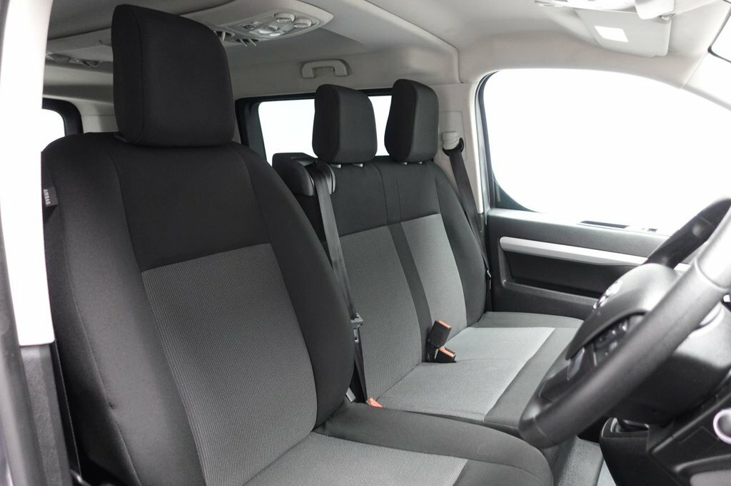 Toyota Proace Verso 1.5L Shuttle Grey #3