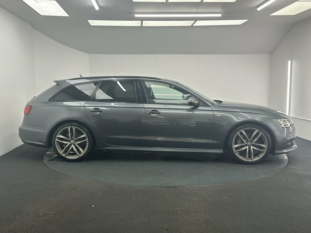 Audi A6 Avant 3L Black Edition Grey #4