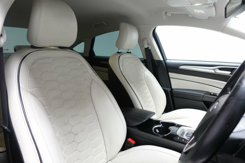 Ford Mondeo 2L Vignale AE66PGV Brown #3