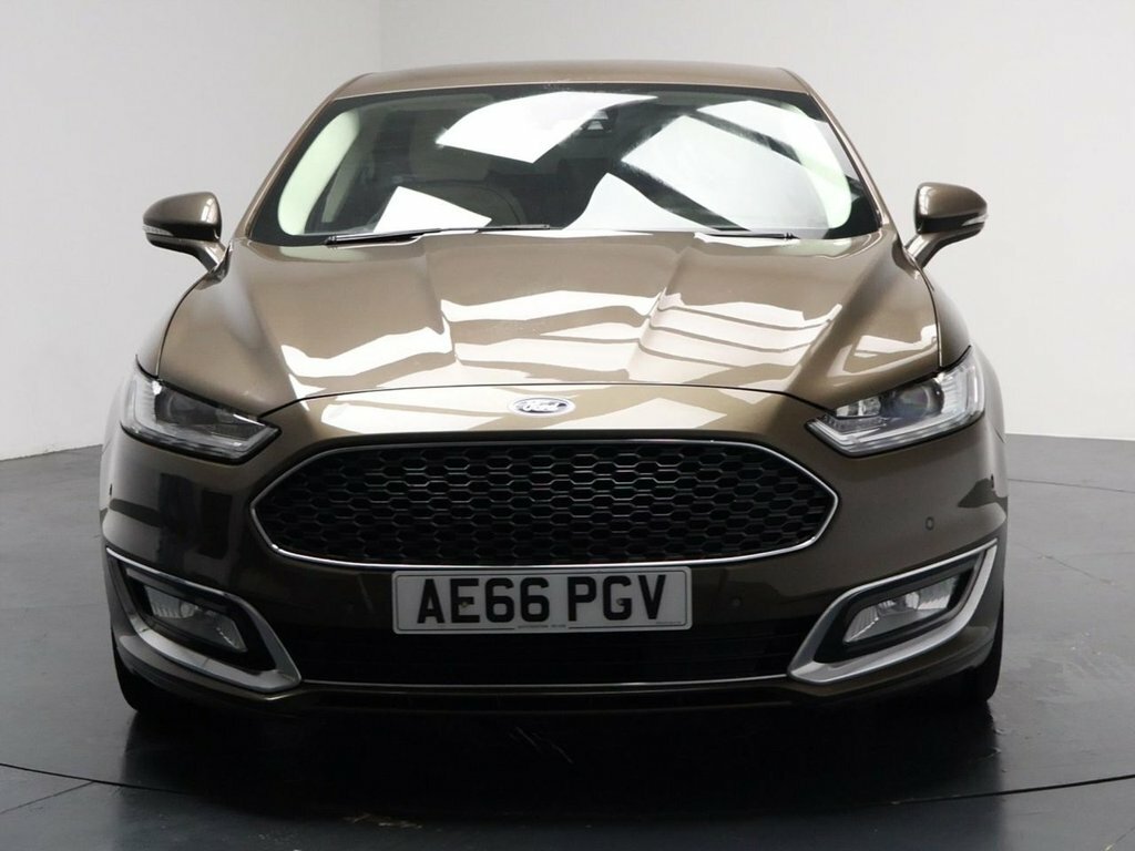 Ford Mondeo 2L Vignale AE66PGV Brown #4