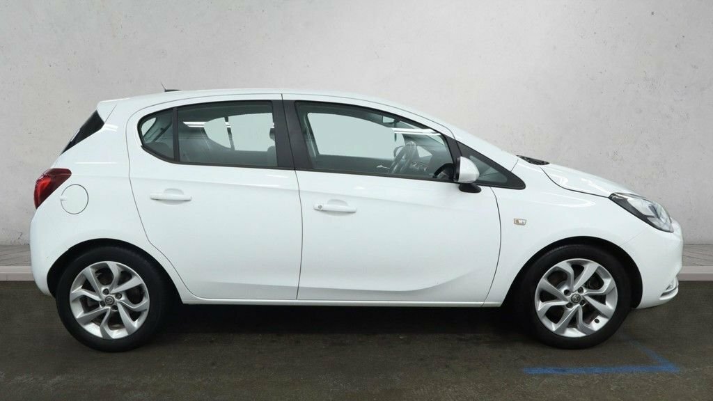 Vauxhall Corsa 1.4L Sri Nav DT18XYR White #6