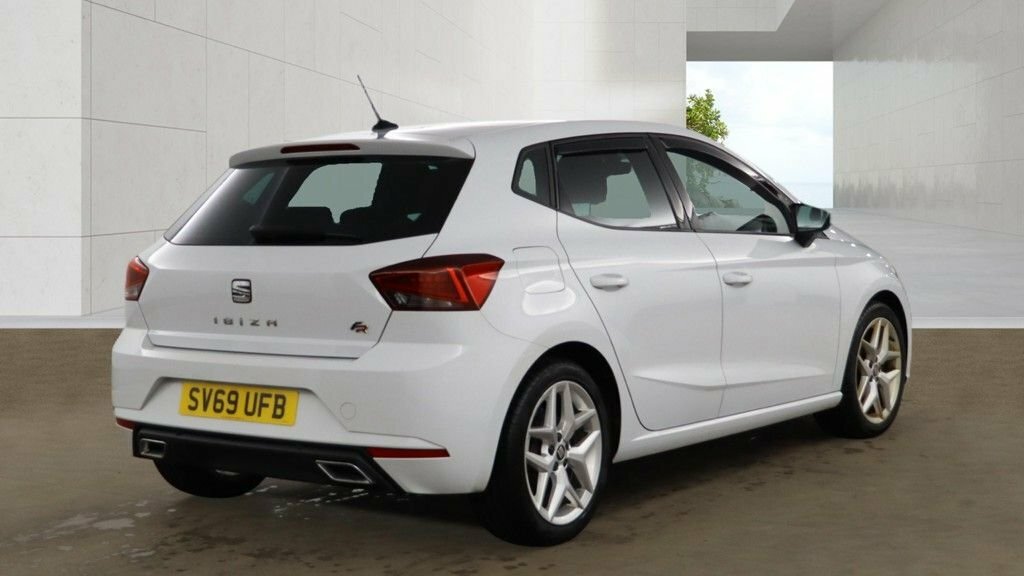 Seat Ibiza 1L Fr SV69UFB White #5