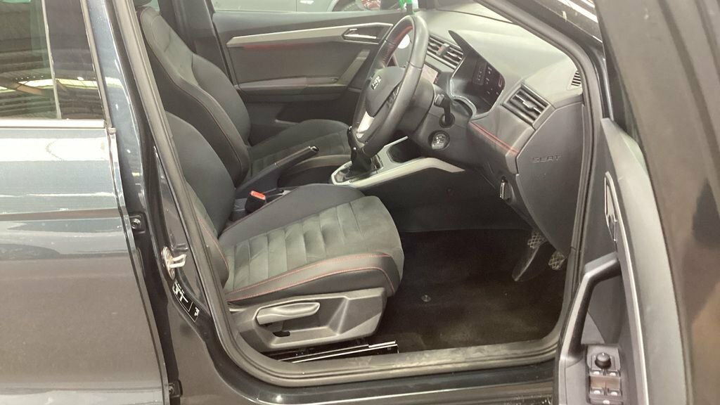Seat Arona 1L Fr Sport YX20OAH Grey #3
