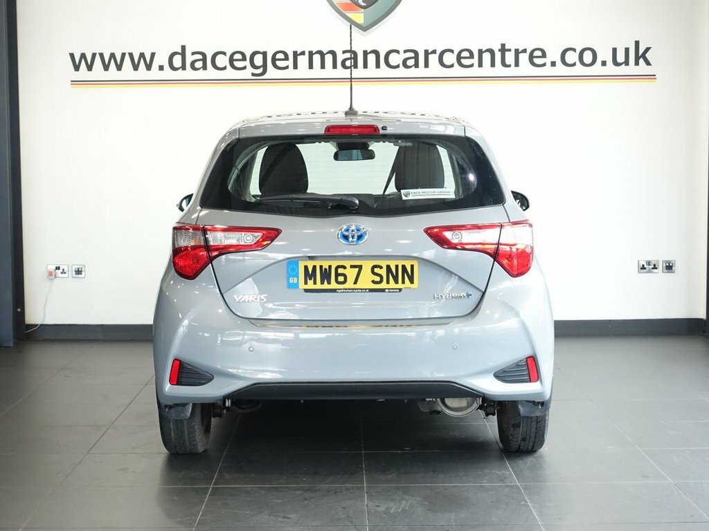 Toyota Yaris 1.5L Icon Tech MW67SNN Grey #5