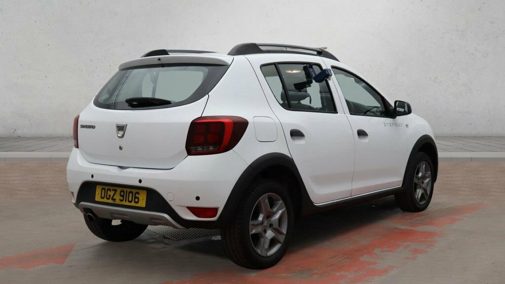 Dacia Sandero Stepway 0.9L Comfort White #5