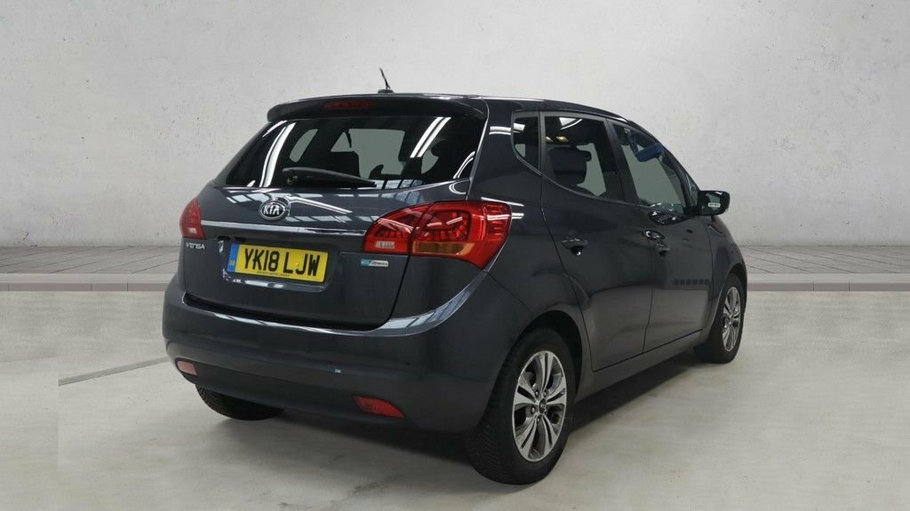 Kia Venga 1.6L 3 Silver #4