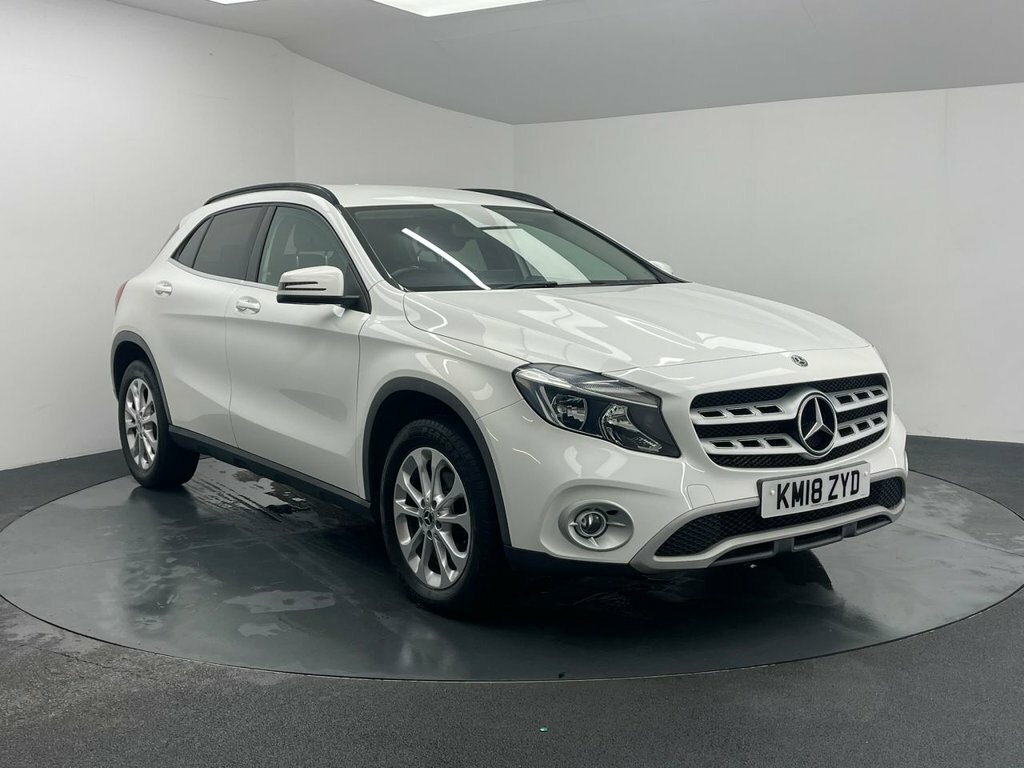Mercedes-Benz GLA Class 1.6L Se White