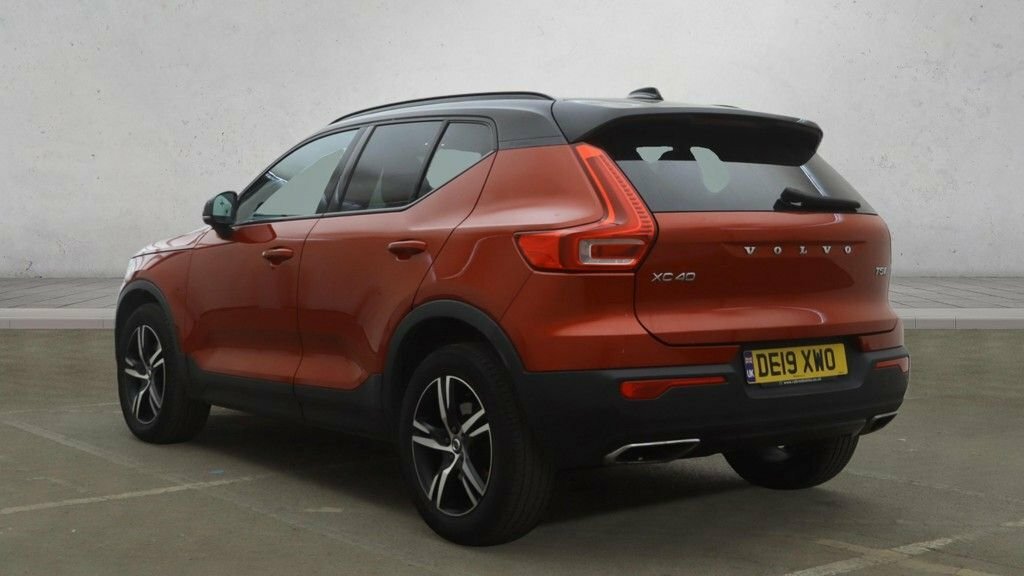 Volvo XC40  Black #5