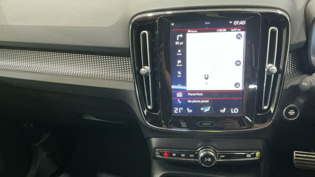 Volvo XC40  Black #3