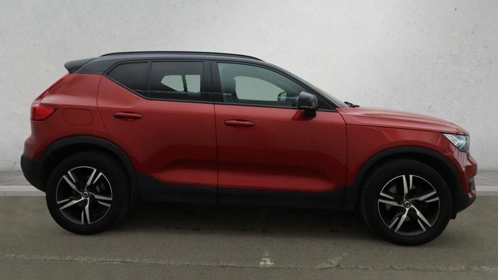 Volvo XC40  Black #7