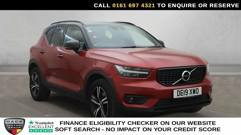 Volvo XC40  Black #1