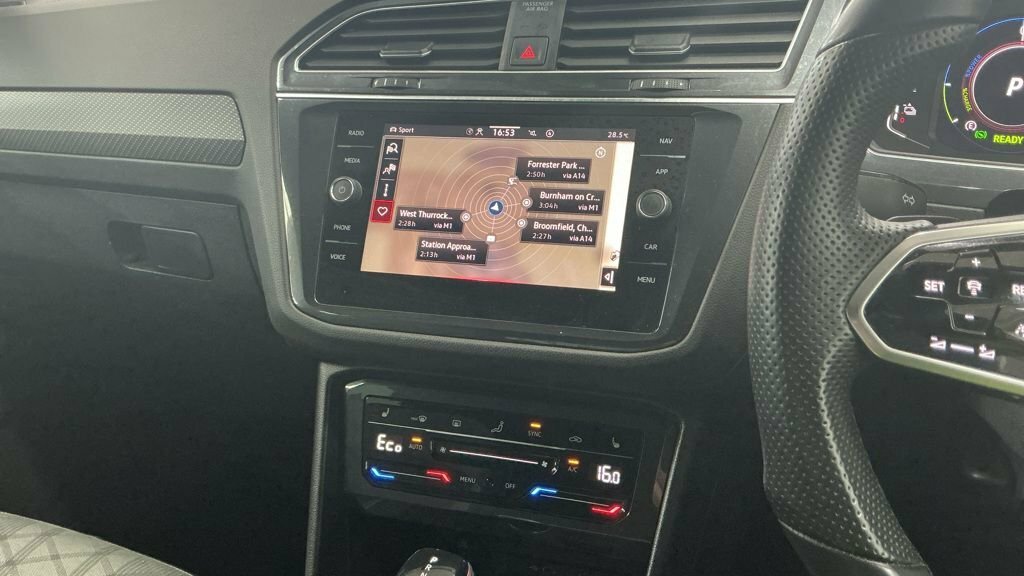 Volkswagen Tiguan 1.4L R-line MW23OHK White #2