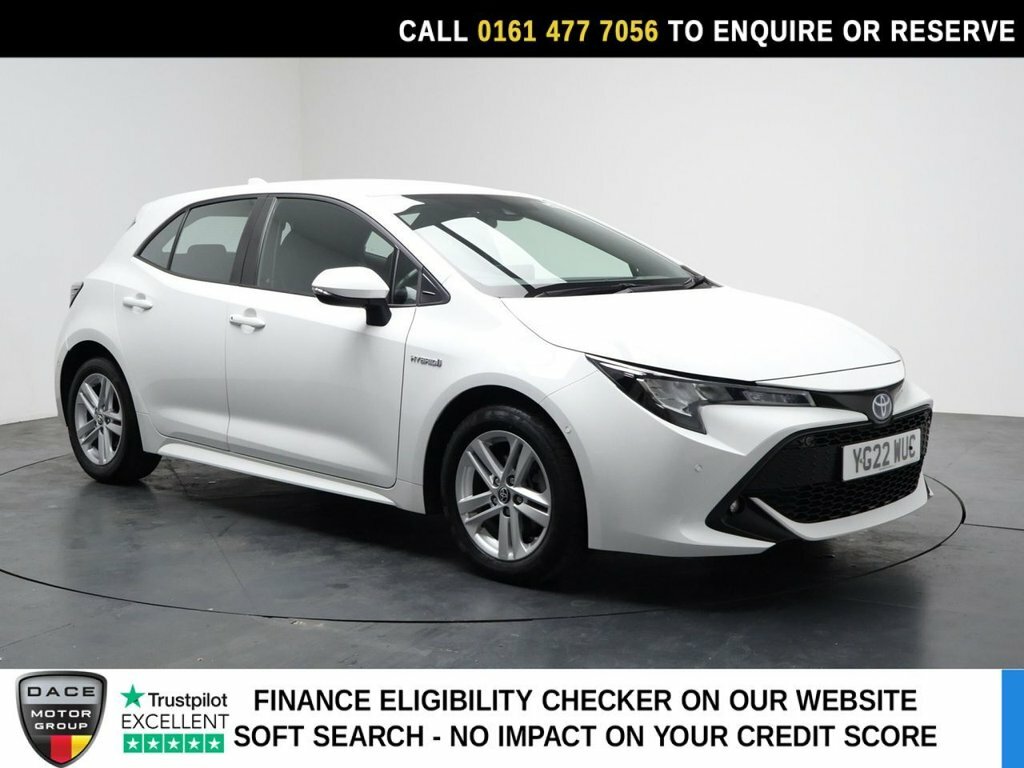 Toyota Corolla 1.8L Icon Tech White