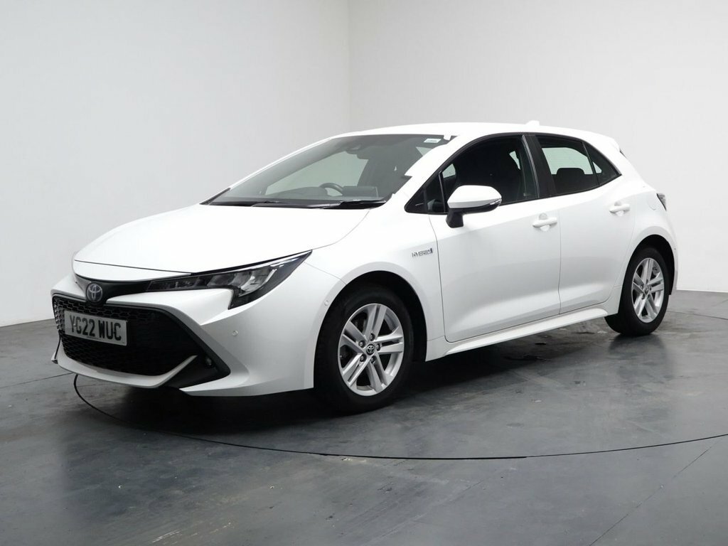 Toyota Corolla 1.8L Icon Tech YG22WUC White #5