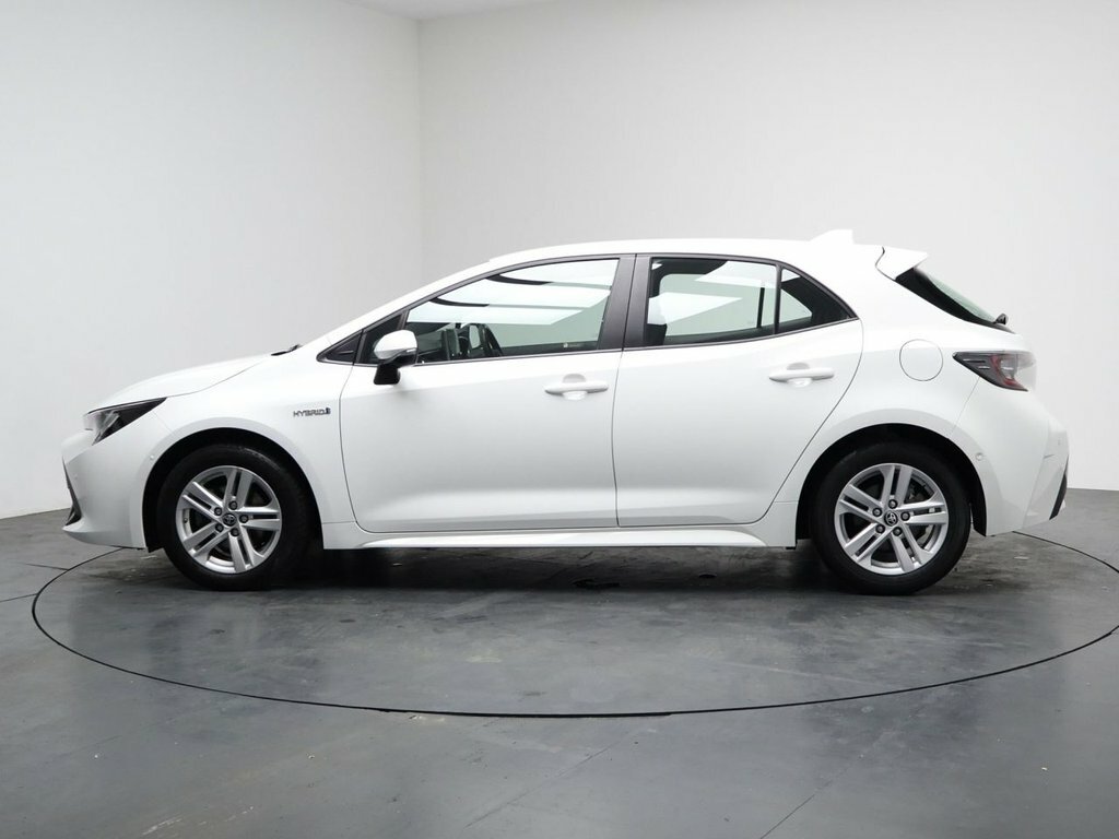 Toyota Corolla 1.8L Icon Tech YG22WUC White #6