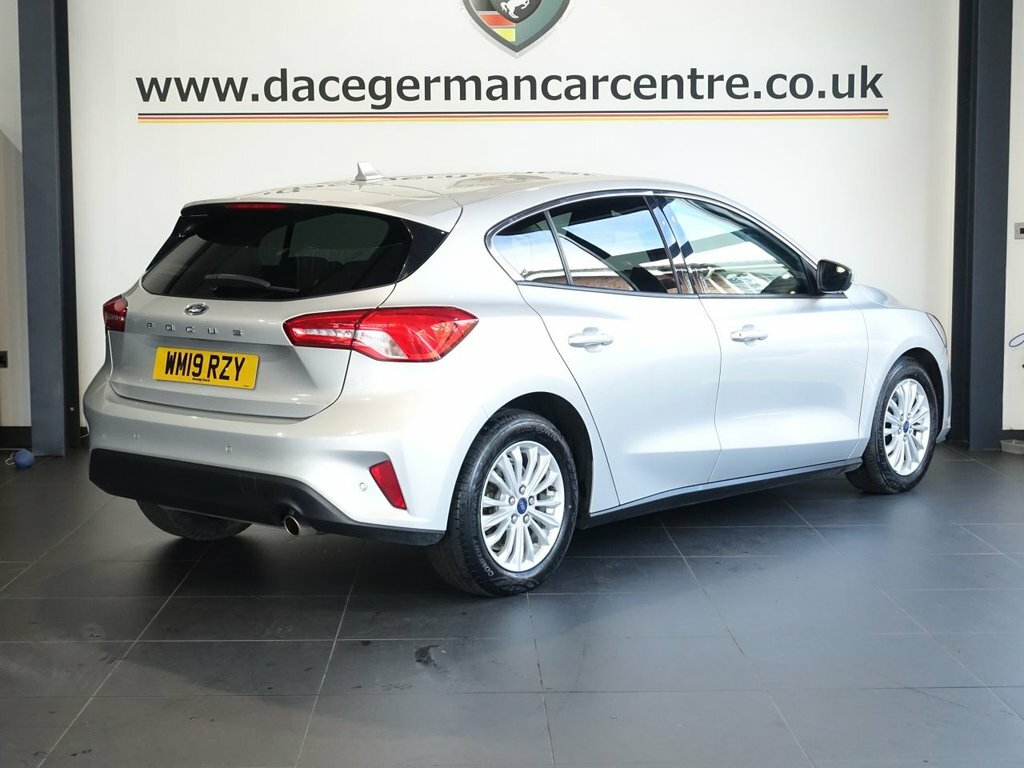Ford Focus 1L Titanium WM19RZY Silver #5