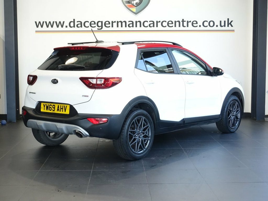 Kia Stonic 1L Maxx YW69AHV White #4