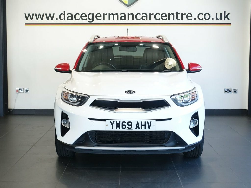 Kia Stonic 1L Maxx YW69AHV White #3