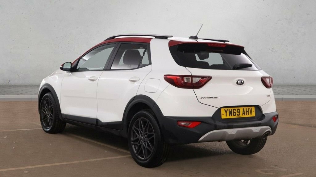 Kia Stonic 1L Maxx White #3