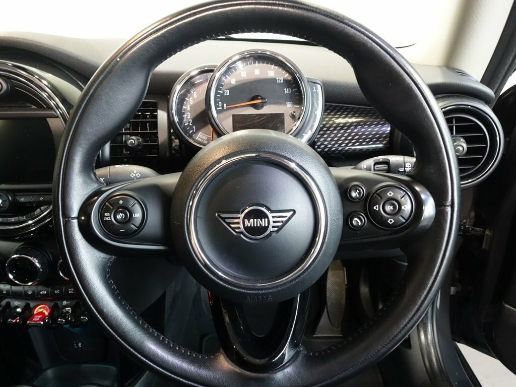 Mini Hatch 2L Cooper S CU68KWP Grey #3