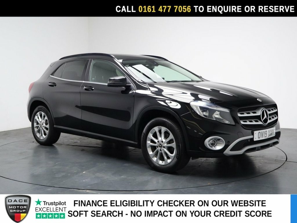 Mercedes-Benz GLA Class 1.6L Se Black