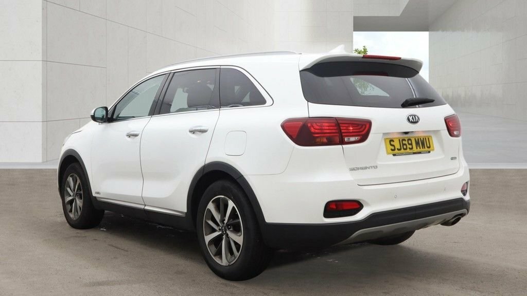 Kia Sorento 2.2L Kx-2 White #4