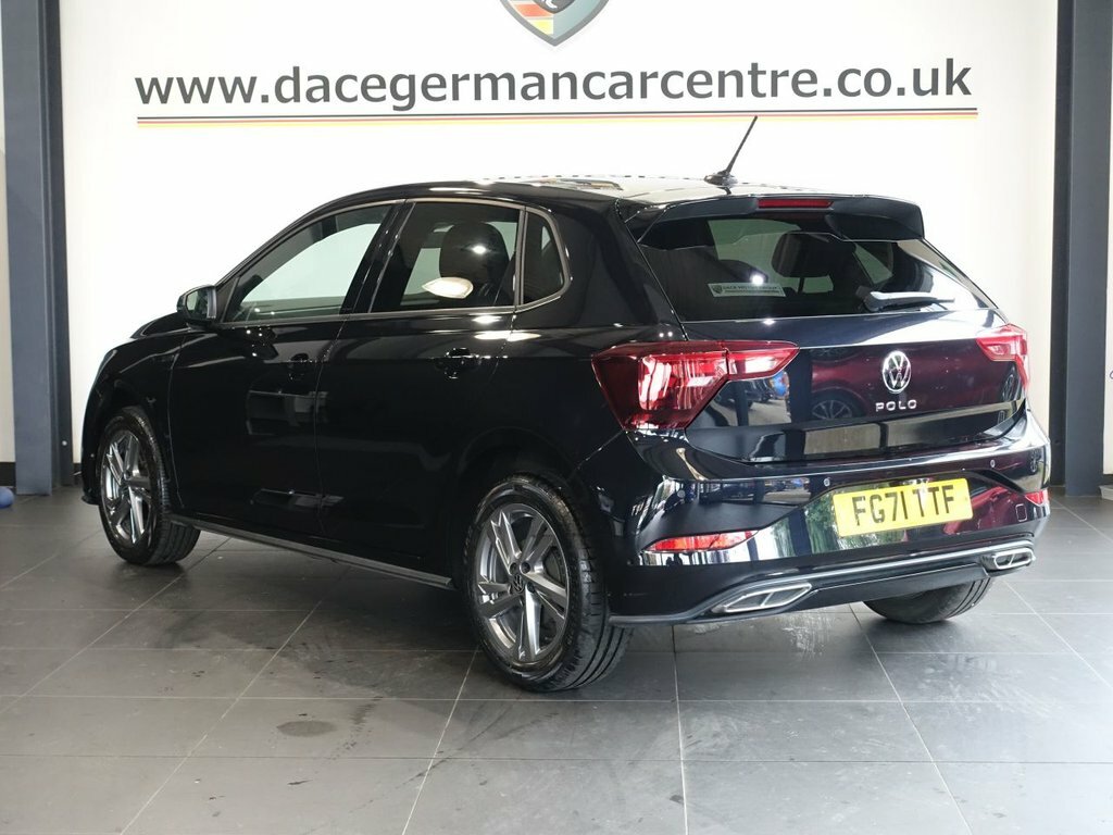 Volkswagen Polo 1L R-line FG71TTF Black #4